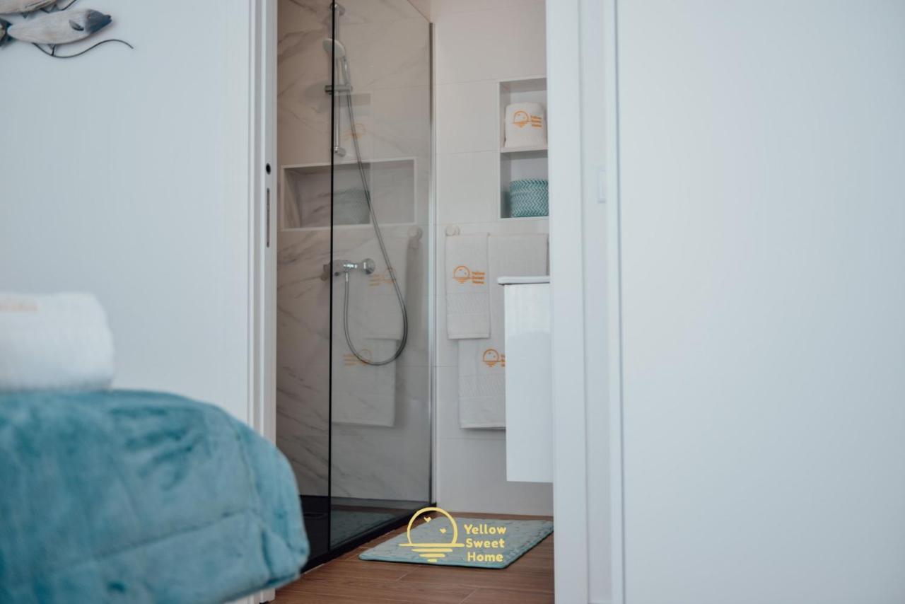 Yellow Sweet Home - Maria E Beatriz Nazare Bagian luar foto