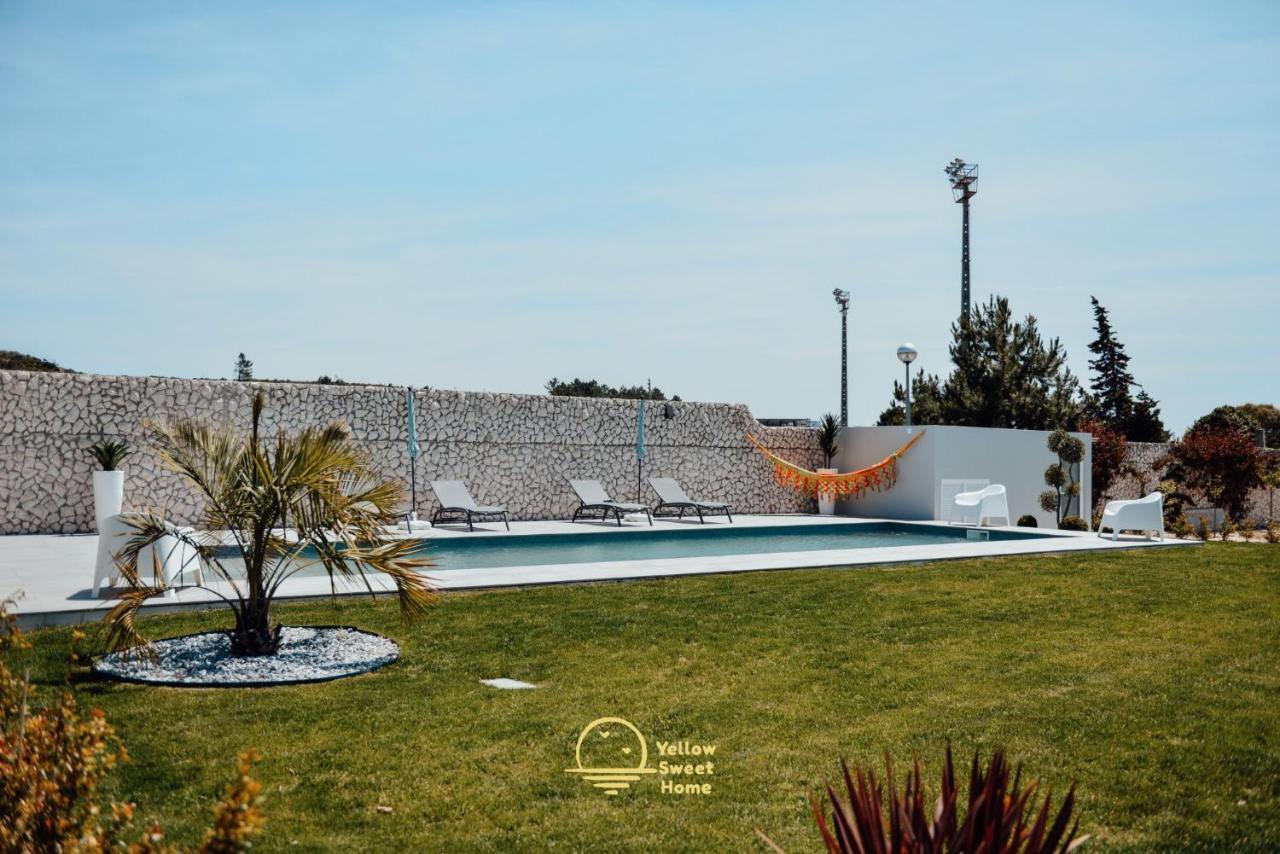 Yellow Sweet Home - Maria E Beatriz Nazare Bagian luar foto