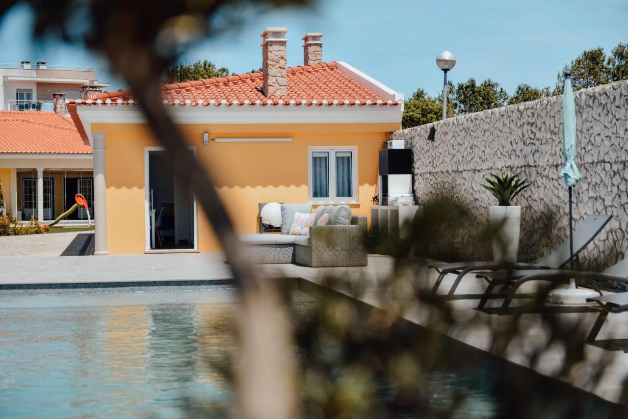 Yellow Sweet Home - Maria E Beatriz Nazare Bagian luar foto